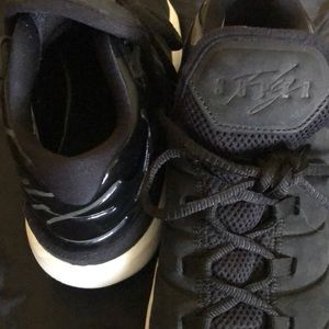 Boys Super Fly Jordan Basketball Shoe